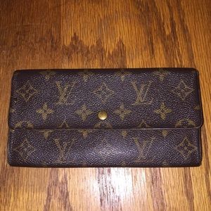 Authentic Louis Vuitton wallet